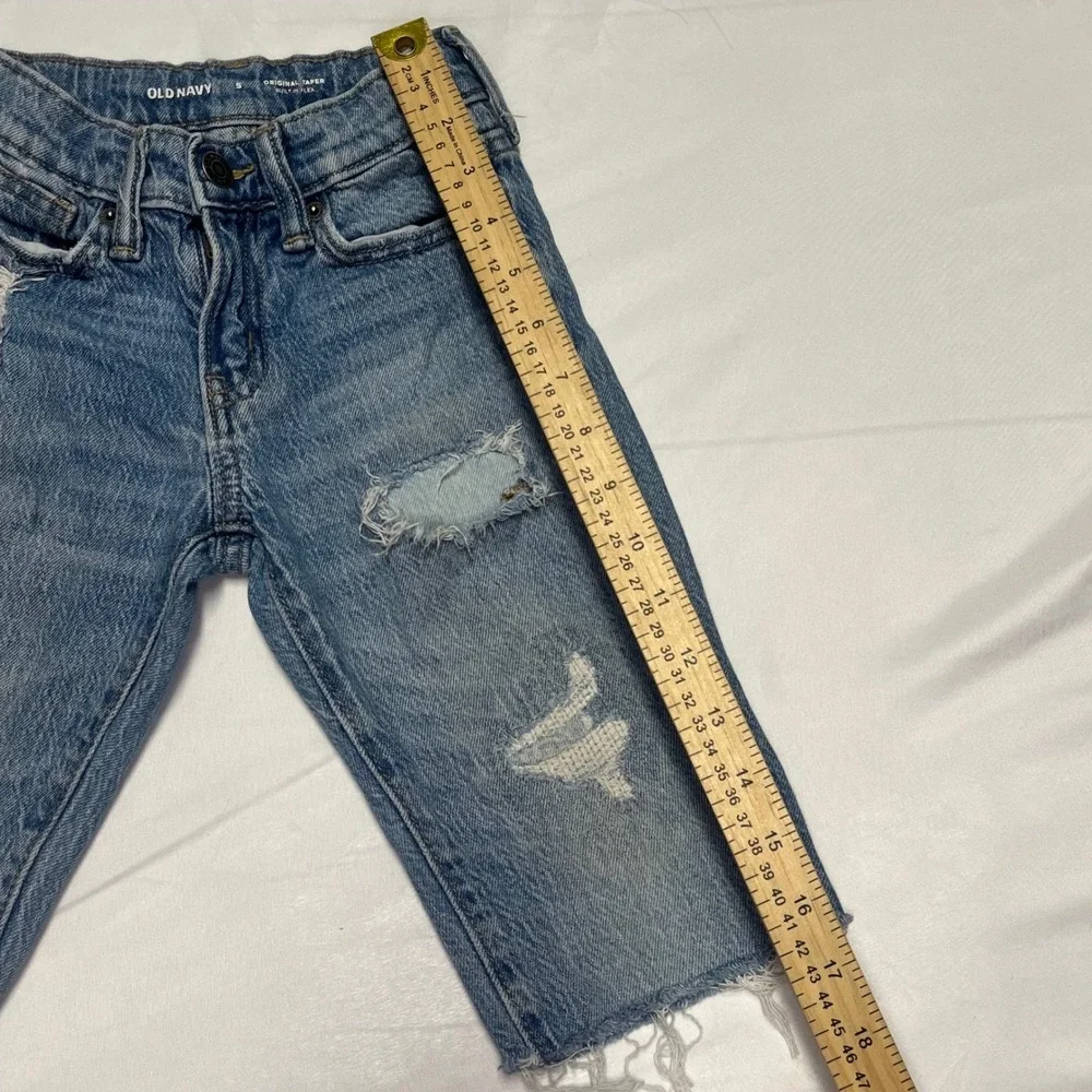 Old Navy Boys Size 5 Original Taper Built-In Flex Distressed Denim Shorts Blue